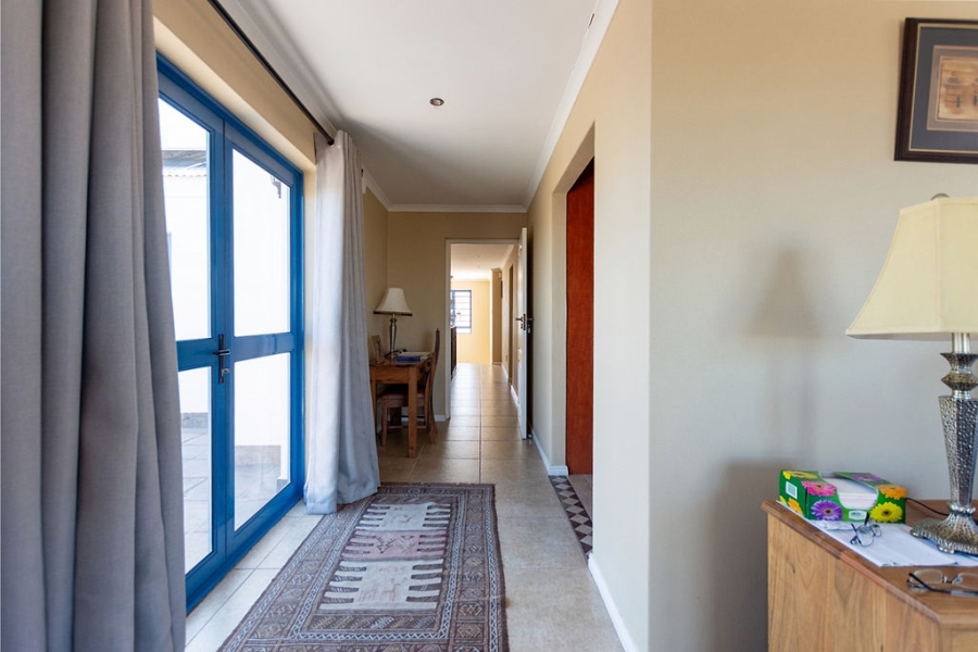 4 Bedroom Property for Sale in Blue Lagoon Western Cape